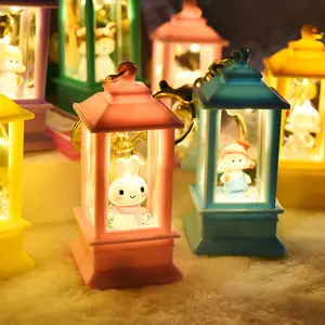 귀여운 카와이 크리스탈 퀵샌드 따뜻한 빛 만화 캐릭터 토끼 LED 아크릴 사용자 정의 로고 가죽 코드와 개인 키 체인
