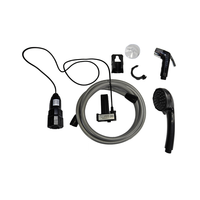 Ensemble de pompes de douche rechargeables dernier cri accessoires de camping et de randonnée en plastique prix de gros