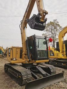 รถขุดตีนตะขาบขนาดเล็ก Caterpillar 308E2‑CR 8 ตัน มือสอง พร้อมใบรับรอง CE EPA ระบบไฮดรอลิก หัวต่อแบบเร็ว บูมหมุนได้ เหมาะสำหรับงานเทศบาลและสวนสาธารณะ - Product Image 3