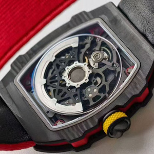 Montre sport pour homme haut de gamme, ultra-fine (7,8 mm), en fibre de carbone TPT, avec cadran squeletté. - Product Image 3