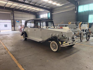 Limusina de <span class=keywords><strong>boda</strong></span> de ensueño <span class=keywords><strong>para</strong></span> novias Coche eléctrico clásico <span class=keywords><strong>para</strong></span> un día especial - Product Image 2