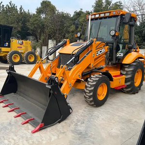 Niedriger Preis Leichter gebrauchter Bagger lader <span class=keywords><strong>JCB</strong></span> 4x4 Rad 8 Tonnen Bagger lader Guter Preis <span class=keywords><strong>JCB</strong></span> 3CX 4CX Bagger lader - Product Image 1