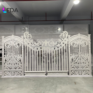 Fondo de Escenario Profesional Moderno de Acrílico Blanco Tallado para Decoración de Bodas - Product Image 2