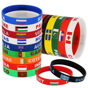 Pulsera con Diseño de Bandera Nacional para Pequeños Regalos y Recuerdos de Juegos 2026 - Product Image 1