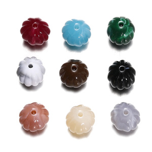 Perles en acrylique en forme de fleur, 12 mm, rondes, en vrac, pour la création de bijoux, avec trou, en stock - Product Image 1