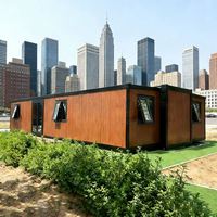 Villa préfabriquée en panneaux sandwich modernes