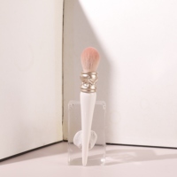 Ensemble de pinceaux de maquillage personnalisés à manche effilé artistique, vente chaude, poils synthétiques, prix bas avec logo privé pour le visage