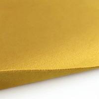 Tissu non tissé en feutre de polyimide P84 à 99,2 % d'efficacité, fibre triblantée, résistant aux hautes températures, UL94 V-0, tissu filtrant isolant thermique