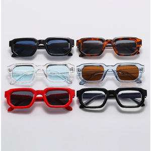 Occhiali <span class=keywords><strong>da</strong></span> Sole Rettangolari Trendy, Montatura Spessa Quadrata Retrò, Stile Hipster, Logo Personalizzato, <span class=keywords><strong>Lenti</strong></span> <span class=keywords><strong>Sfumate</strong></span> con Protezione UV - Product Image 3