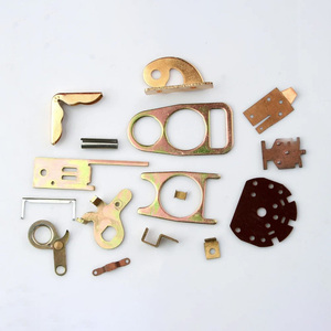 Pièces d'estampage métalliques personnalisées Fabrication de fraisage en laiton et en cuivre en acier inoxydable Usinage CNC Modèle 3D Technologie d'électroérosion à fil - Product Image 1