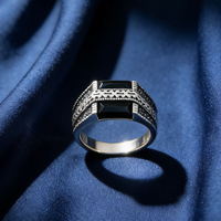 Kaanjewelry 925 Sterling Silber Ring mit Eingelegtem Schwarzen Achat Retro-Muster Breiter Ring Herren Strukturierter Zeigefingerring