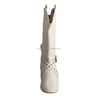 Bottes de danse blanches laiteuses pour femme, à talon bas, semelle en daim, avec fermeture éclair, légères, pour la danse en ligne et la pratique du Jouncing