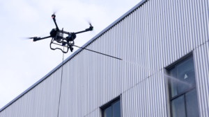 Drone de nettoyage à haute pression <span class=keywords><strong>pour</strong></span> bâtiments, panneaux solaires et fenêtres - Drone de nettoyage commercial - Product Image 6