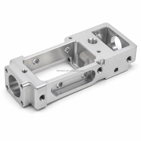 Pièces robotiques usinées sur mesure par CNC, composants d'armes robotiques en aluminium et acier inoxydable, usine