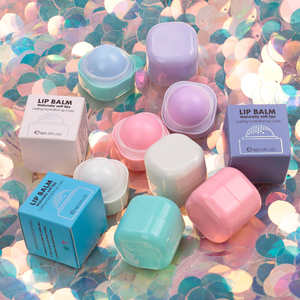 Manteca de karité <span class=keywords><strong>original</strong></span> con vitamina E y aceite de cártamo, cuidado de labios de origen natural con logotipo personalizado, bálsamo labial de bola cuadrada al por mayor - Product Image 4