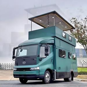 <span class=keywords><strong>Camping</strong></span>-<span class=keywords><strong>car</strong></span> hybride BYD classe C avec terrasse sur le toit, 6 places, panneaux solaires 800W et réservoir <span class=keywords><strong>d</strong></span>'eau de 300L <span class=keywords><strong>pour</strong></span> le <span class=keywords><strong>camping</strong></span> en station balnéaire - Product Image 3