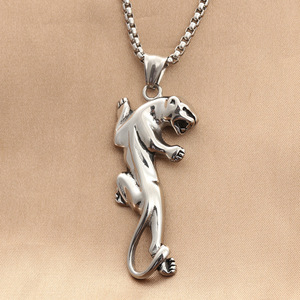 Yunnique – collier avec pendentif Lion en acier inoxydable pour hommes, Style Punk rétro, Design géométrique, bijoux à la mode - Product Image 1