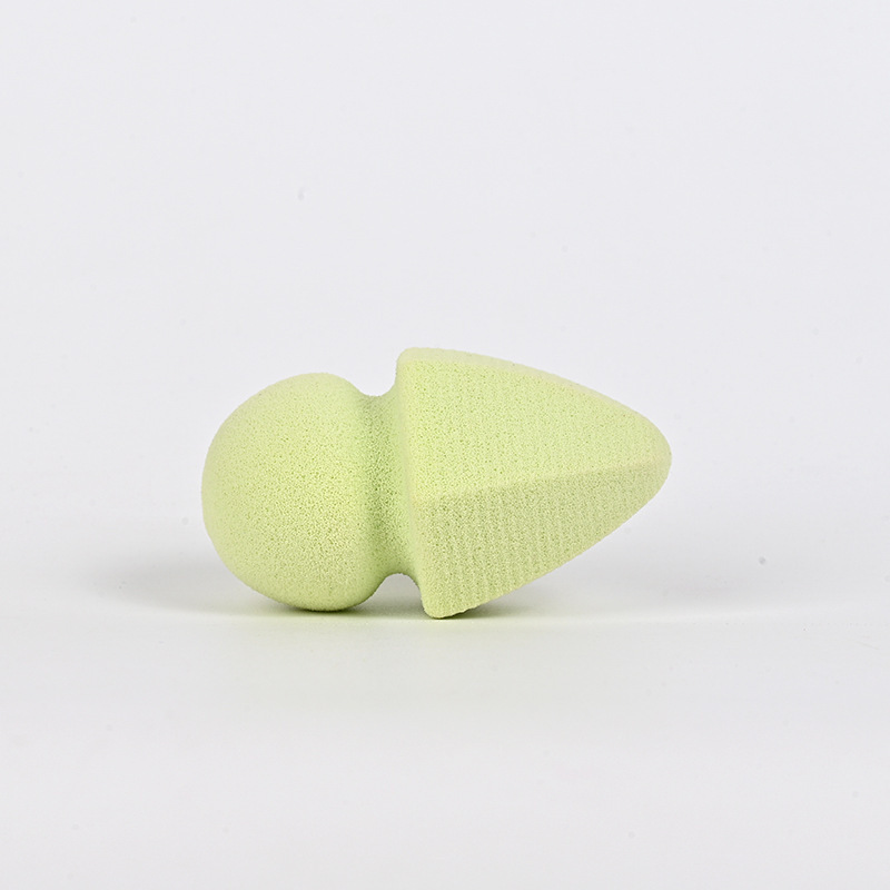 Robot makeup sponge