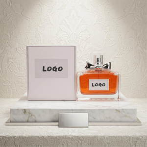 FusionScentOrbit Parfum <span class=keywords><strong>de</strong></span> Luxe Naturel Écologique <span class=keywords><strong>de</strong></span> Haute Qualité pour Homme, Fragrance Boisée Fraîche, <span class=keywords><strong>Eau</strong></span> <span class=keywords><strong>de</strong></span> <span class=keywords><strong>Toilette</strong></span> Format Standard Longue Durée - Product Image 4