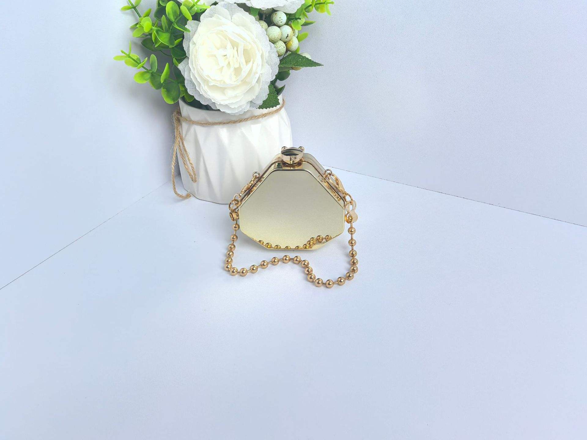 สีเหลือง