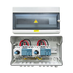 Caja Combinadora de CC de 4 Cadenas para Paneles Solares Industriales IP65 de China, Proveedores de Cajas Combinadoras de 2, 4 y 6 Cadenas - Product Image 1