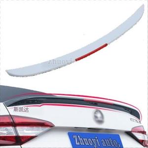 Aileron arrière Street Cred pour <span class=keywords><strong>Skoda</strong></span> <span class=keywords><strong>Octavia</strong></span> 2015-2018 avec éclairage LED, en fibre de carbone, séparateur de coffre arrière, accessoires de tuning, ailerons - Product Image 2