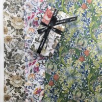 Kertas Tisu Sekali Pakai Anti Air Motif Batik Indonesia Hijau Vintage 17gsm 50x70cm Custom Grosir untuk Pembungkus Kado & Kerajinan