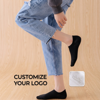 Chaussettes en coton OEM ODM, mi-mollet, invisibles, sportives, vente en gros, blanches, rembourrées, athlétiques, antibactériennes, pour hommes, jeunes et enfants