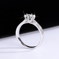 Trendy cincin pernikahan perak murni 925 Moissanite VVS1 1 karat untuk wanita 6.5mm dengan uji Sertifikat abadi cincin berlian permata