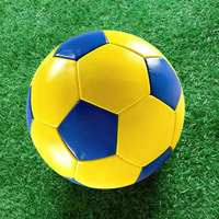 Ballon de football en PVC taille 5 jaune, cousu à la machine, pour entraînement et compétition en extérieur, vente en gros d'usine, personnalisation possible