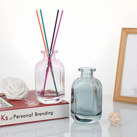 Bouteilles en verre pour diffuseurs de parfum personnalisables en gros – Flacons vides de haute qualité pour diffuseurs de parfum, en verre coloré, forme plate, transparents
