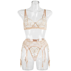 Deep Love Sexy Gold Bold Voluptuous <span class=keywords><strong>Mujeres</strong></span> Vendedores de lencería Logotipo personalizado Push up Bra Sets con tirantes - Product Image 5