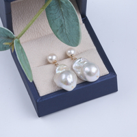 Boucles d'oreilles en perles d'eau douce baroques de mode pour femmes