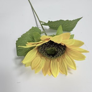 Bouquet de tournesols artificiels Dream Castle, fleurs en soie et plastique réalistes pour la décoration du salon et de la table à manger - Product Image 2