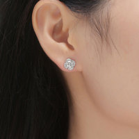 Anting Perak S925 CANNER 0.5 Karat Anting Moissanite Perhiasan Telinga Model Bunga Tren Fashion