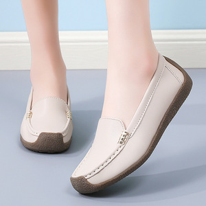 Mocassins Simples <span class=keywords><strong>Femme</strong></span> Automne Hiver Nouvelle Mode Polyvalente Chaussures Montantes Maman Grandes Tailles Chaussures Plates à Enfiler - Product Image 5