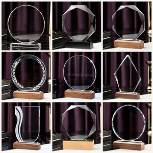 Trofeo in Cristallo, Medaglia Creativa, Premio Impermeabile Lucidato con Incisione Laser, Targa per Cerimonia Annuale del Dipendente d'Annno - Product Image 2