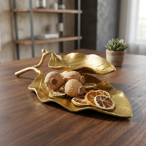 Plateau décoratif en métal en forme de feuille d'or de luxe, plateau de service en aluminium poli pour mariage, fête, table à manger, décoration de la maison - Product Image 3