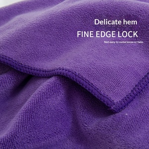 Serviettes de séchage pour <span class=keywords><strong>cheveux</strong></span> en microfibre ultra-fine 400g, extra-larges, épaisses et absorbantes, tissage uni, vente en gros d'usine - Product Image 2