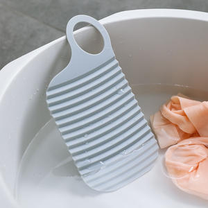 Mini planche à laver portable pour les voyages et l'utilisation en dortoir, équipement de nettoyage manuel léger, 27g, blanc et gris - Product Image 4