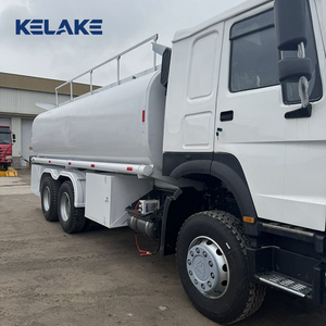 รถบรรทุกน้ำยี่ห้อ HO-WO ใหม่เอี่ยม ขับเคลื่อน 4x2 140 แรงม้า ความจุ 10 ลูกบาศก์เมตร บรรทุกน้ำได้ 10 ตัน 15 ตัน รถบรรทุกน้ำแบบพ่นฝอย - Product Image 4