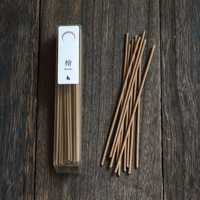 Bâtons d'encens aromatiques traditionnels japonais Asayu en bois de cèdre et bois d'agar 40g, parfum Forêt et Cyprès Hinoki, toutes saisons, fabriqués au Japon