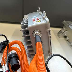 Chargeur OBC Lincoren LK1634 2kW à refroidissement par air et liquide pour véhicules électriques, <span class=keywords><strong>ACDC</strong></span>, fabriqué en Chine - Product Image 3