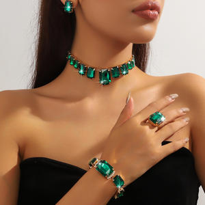 ブライダル4ピースセット人気クリスタルラインストーンネックレスブレスレットリングスタッドイヤリング女性用ジュエリーセット - Product Image 5