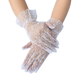 MIO nouvelle mariée accessoires de mariage mitaines femmes Sexy à pois dentelle gants respirant élégant Vintage gaze court poignet gants - Product Image 4
