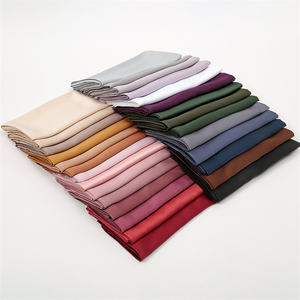 Beaux foulards en soie 100 foulard carré en soie femme mode Batik imprimé soie cou porter été plage <span class=keywords><strong>étole</strong></span> carré foulards personnalisés - Product Image 1