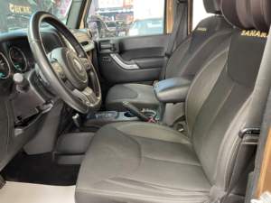 <span class=keywords><strong>Jeep</strong></span> <span class=keywords><strong>Wrangler</strong></span> Unlimited Sahara 2.8TD 2015 d'occasion, moteur diesel puissant, 4x4, valeur de revente élevée, état fiable, export - Product Image 6