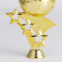 Penjualan Terbaik sepak bola ABS berlapis emas dengan bagian trofi sepak bola Topper bintang dengan kustomisasi GZ97