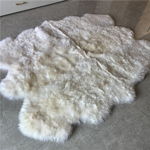 Tapis en fourrure de laine de mouton véritable pour cheveux naturels - Product Image 2