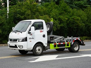 รถบรรทุกติดเครนยกตู้คอนเทนเนอร์แบบ 4x2 รุ่นใหม่ของตงเฟิง สำหรับขนส่งขยะจำนวนมาก - Product Image 3